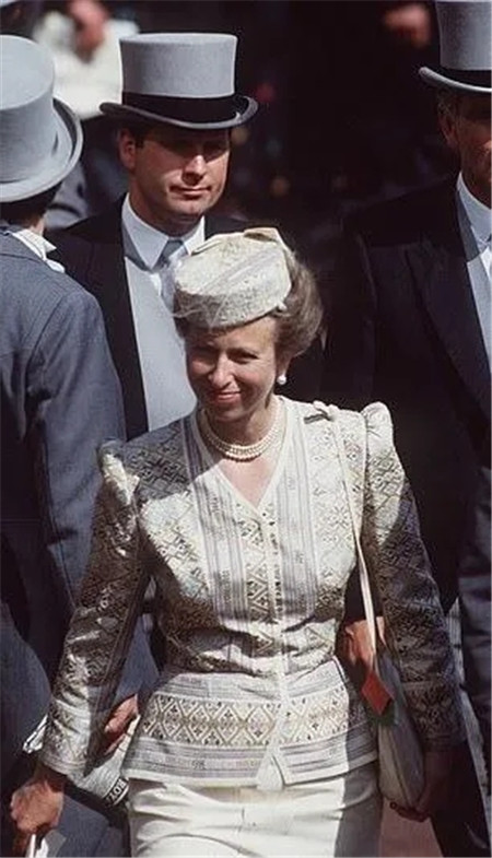 色彩搭配培訓(xùn) 色彩搭配培訓(xùn)